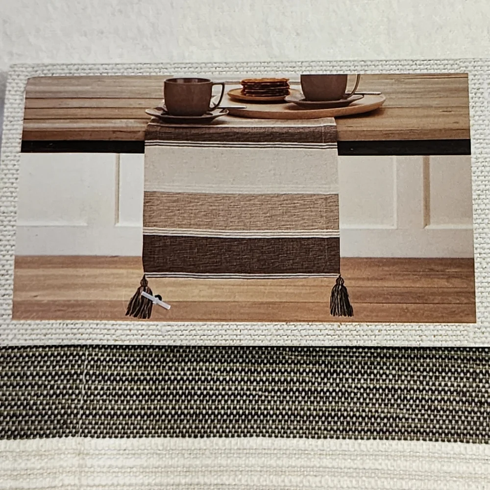 ARLEE Table‎ Runner Naples 14x72 inch